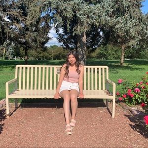 Meet your Posher, Vanessa